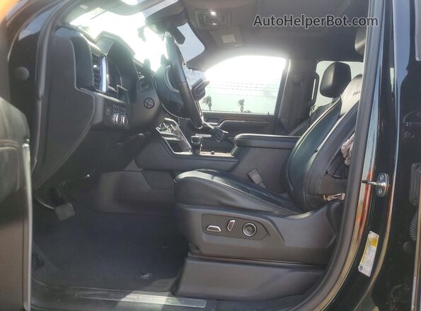 1GTUUGEL1RZ132078 2024 GMC SIERRA Черный Вид салона спереди