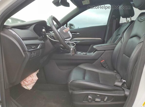 1GYFZDR40LF068985 2020 CADILLAC XT4 Белый Вид салона спереди