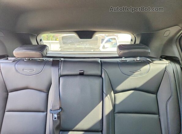 1GYFZER46SF146612 2025 CADILLAC XT4 White უკანა სავარძლების ხედი