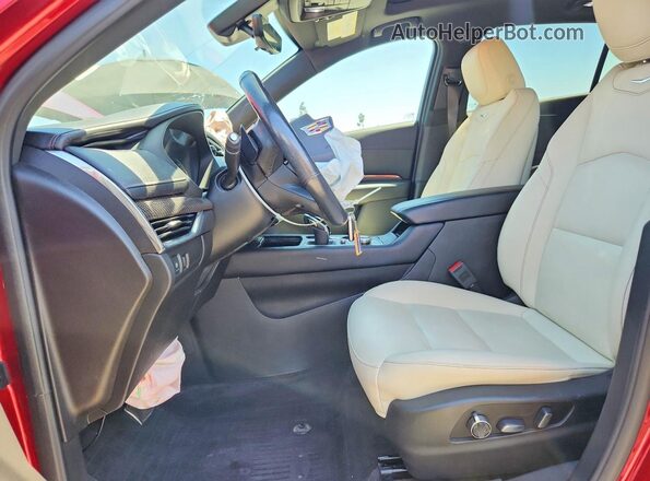 1GYFZFR48LF082354 2020 CADILLAC XT4 Red Vista interior delantera