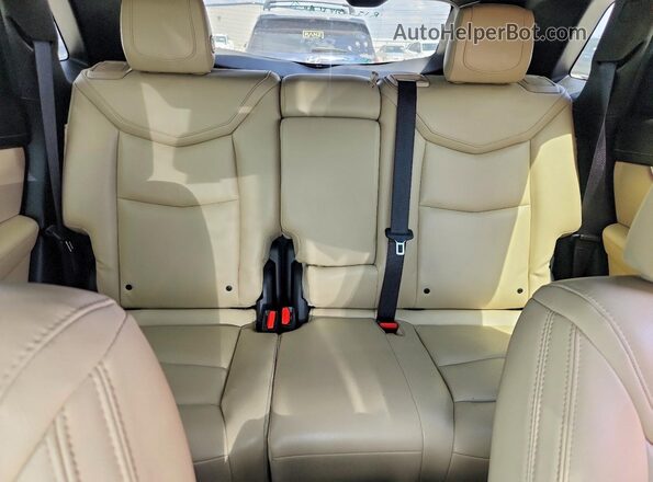 1GYKNARS2HZ268540 2017 CADILLAC XT5 Blue Вид задніх сидінь