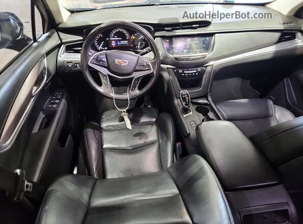 1GYKNDRS3HZ298034 2017 CADILLAC XT5 Black Առջևի վահանակի տեսք
