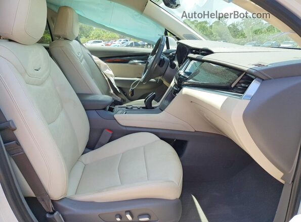 1GYKPCRS8PZ208928 2023 CADILLAC XT6 White Vista interior delantera