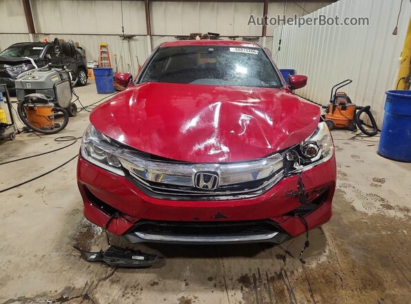1HGCR2F15HA048986 2017 HONDA ACCORD Red Widok z przodu