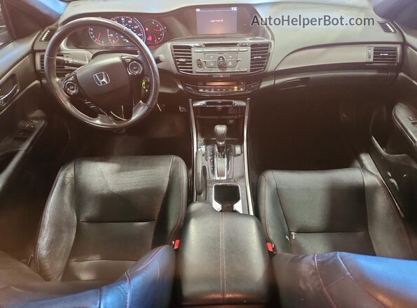 1HGCR2F15HA048986 2017 HONDA ACCORD Red Widok deski rozdzielczej
