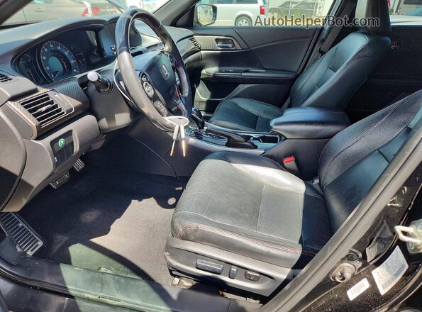 1HGCR2F16HA296549 2017 HONDA ACCORD Black Front interior view