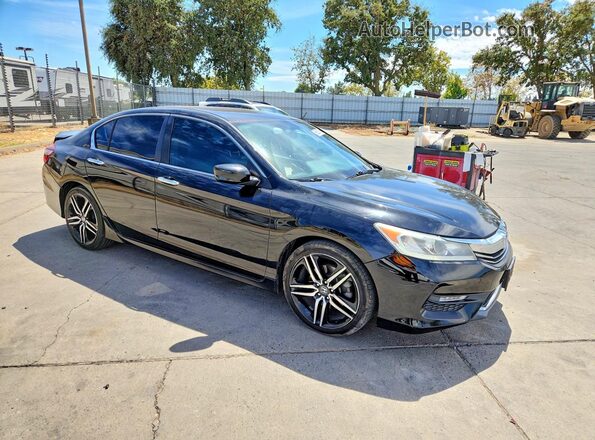 1HGCR2F16HA296549 2017 HONDA ACCORD Black Front right