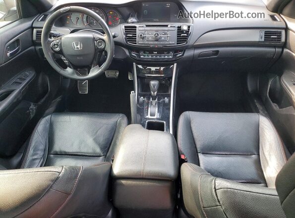 1HGCR2F1XHA271038 2017 HONDA ACCORD White Vista del salpicadero
