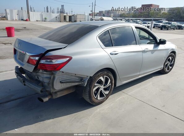 1HGCR2F36HA067208 2017 HONDA ACCORD Silver Rear right