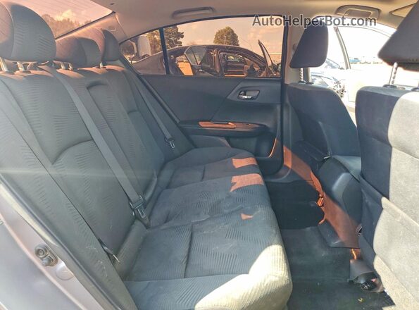 1HGCR2F3XHA085291 2017 HONDA ACCORD Серебряный Вид задних сидений