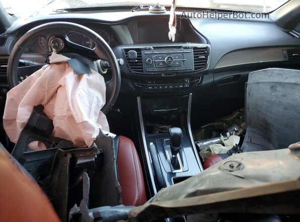 1HGCR2F56HA107384 2017 HONDA ACCORD White Вид панелі приладів
