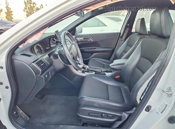 1HGCR2F56HA273498 2017 HONDA ACCORD White Front interior view