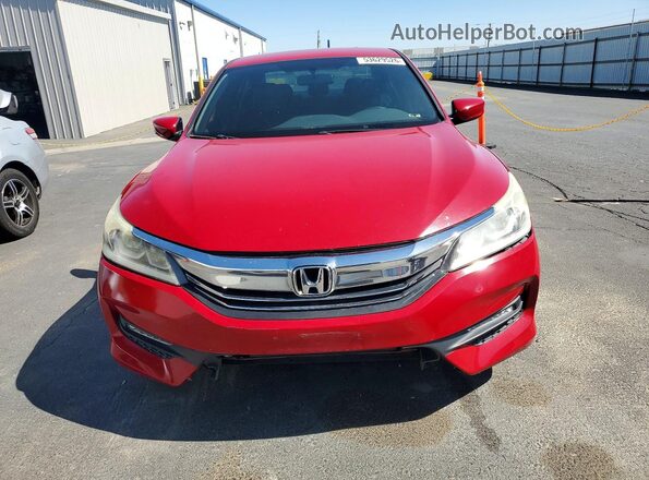 1HGCR2F5XHA048825 2017 HONDA ACCORD Красный Вид спереди
