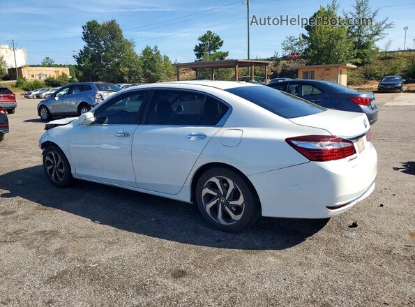 1HGCR2F77GA116465 2016 HONDA ACCORD White Rear left