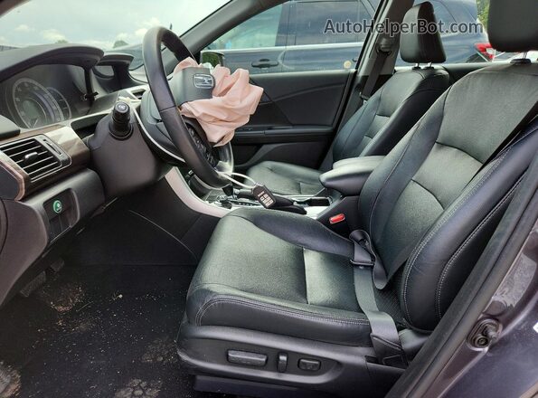 1HGCR2F82HA307818 2017 HONDA ACCORD Charcoal Вид салону спереду