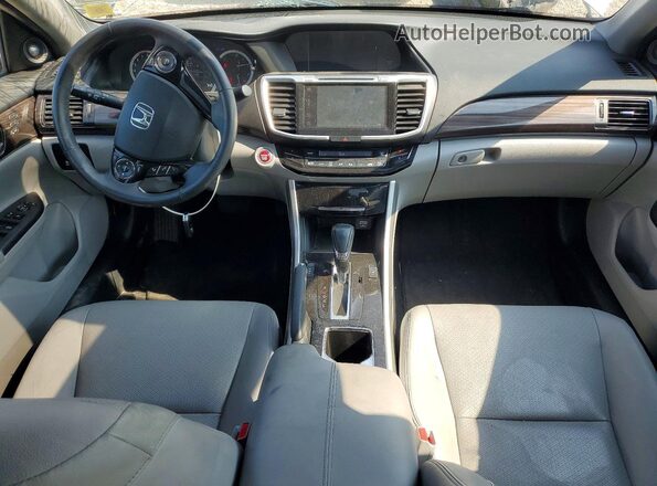 1HGCR2F84HA015037 2017 HONDA ACCORD Silver Widok deski rozdzielczej
