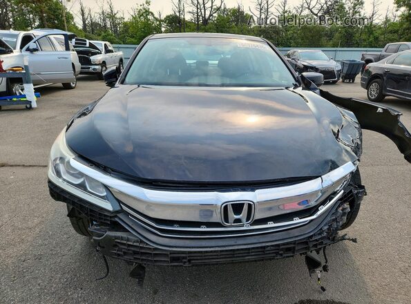 1HGCR2F85HA105135 2017 HONDA ACCORD Black Вид спереду