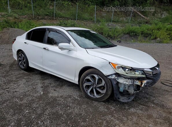 1HGCR2F86GA005298 2016 HONDA ACCORD White Front right