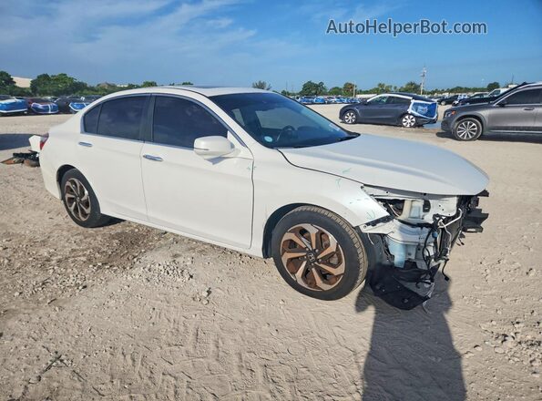 1HGCR2F9XHA006979 2017 HONDA ACCORD White Przód prawy