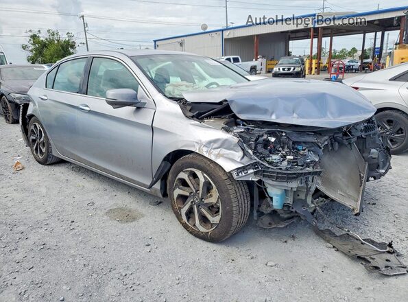 1HGCR3F82GA010648 2016 HONDA ACCORD Серебряный Передняя правая четверть
