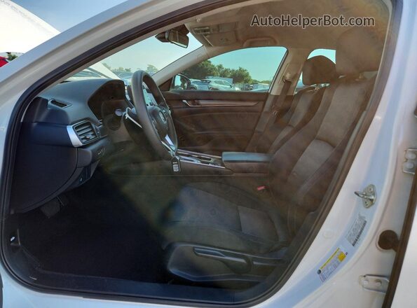 1HGCV1F10JA214701 2018 HONDA ACCORD White Front interior view