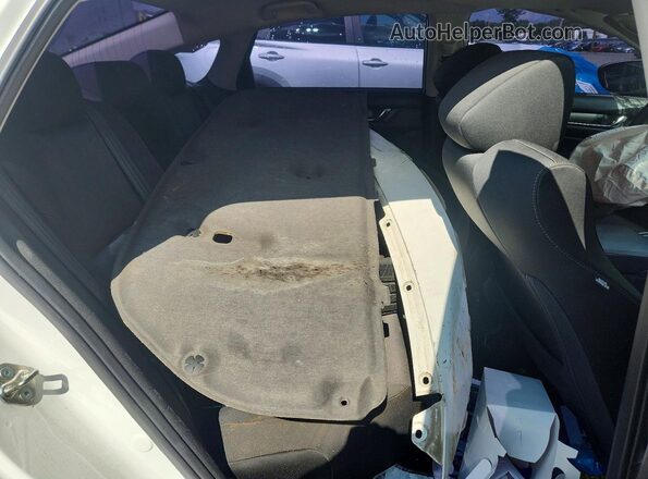 1HGCV1F11JA086873 2018 HONDA ACCORD White Widok tylnych siedzeń