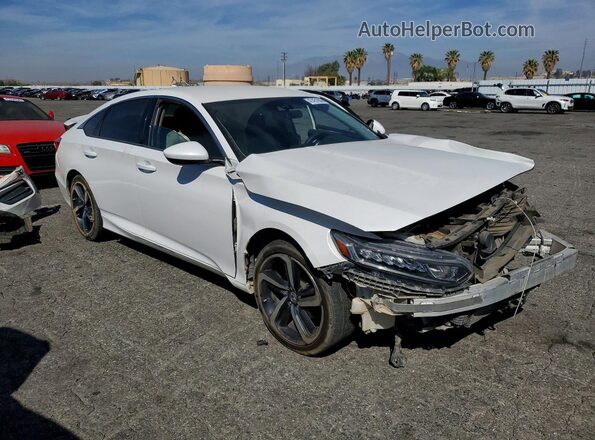 1HGCV1F13JA052756 2018 HONDA ACCORD White Delantero derecho