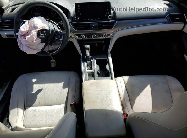 1HGCV1F13JA052756 2018 HONDA ACCORD White Vista del salpicadero