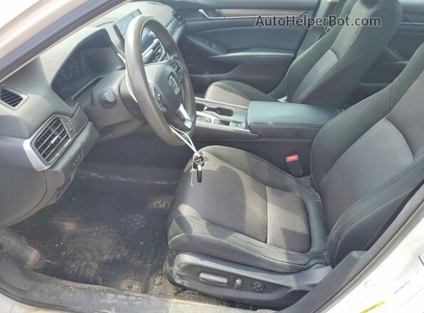 1HGCV1F18JA801258 2018 HONDA ACCORD White Vista interior delantera