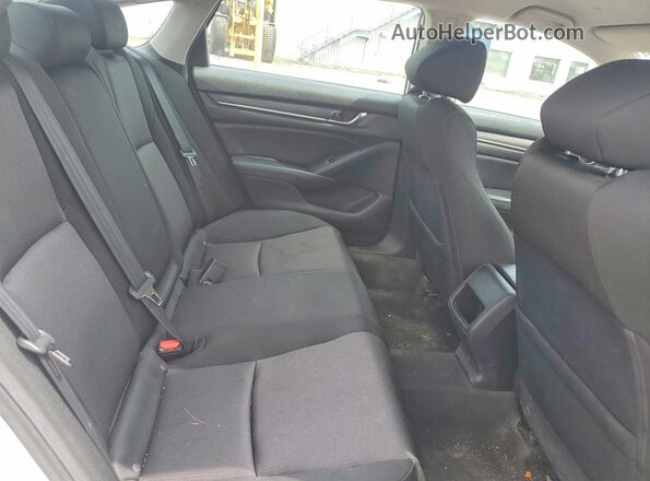 1HGCV1F18JA801258 2018 HONDA ACCORD White Vista de los asientos traseros
