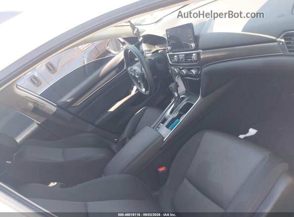 1HGCV1F19KA017415 2019 HONDA ACCORD White Սալոնի դիմացի տեսք