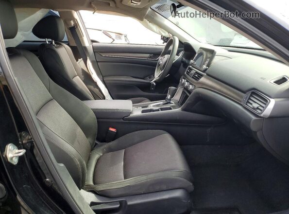 1HGCV1F19KA175303 2019 HONDA ACCORD Черный Вид салона спереди