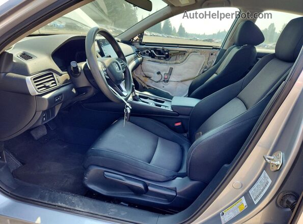 1HGCV1F1XKA017343 2019 HONDA ACCORD Silver Widok wnętrza z przodu