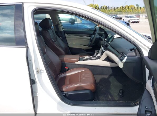 1HGCV1F1XKA075338 2019 HONDA ACCORD White წინა სალონის ხედი