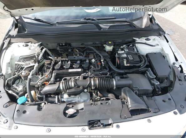 1HGCV1F1XKA075338 2019 HONDA ACCORD White უკანა ხედი