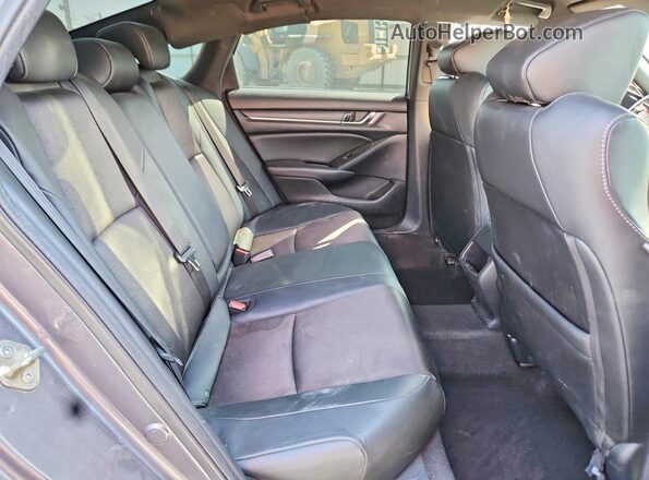 1HGCV1F31KA162840 2019 HONDA ACCORD Gray Vista de los asientos traseros