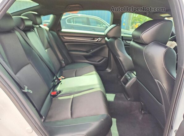 1HGCV1F31NA028947 2022 HONDA ACCORD White Widok tylnych siedzeń