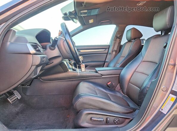 1HGCV1F32JA126931 2018 HONDA ACCORD Charcoal Widok wnętrza z przodu