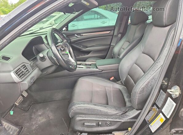 1HGCV1F32KA157372 2019 HONDA ACCORD Black Front interior view