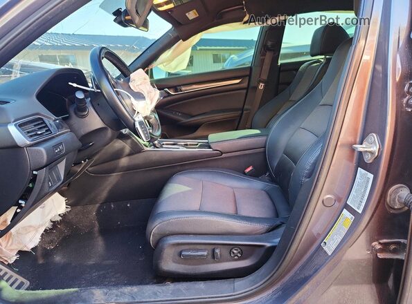 1HGCV1F32LA158202 2020 HONDA ACCORD Charcoal Widok wnętrza z przodu