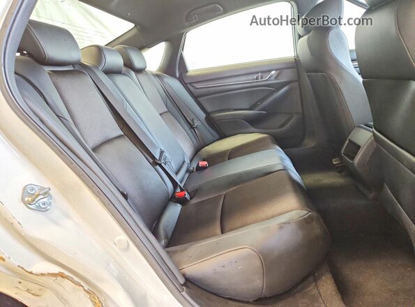 1HGCV1F34LA117358 2020 HONDA ACCORD White Vista de los asientos traseros