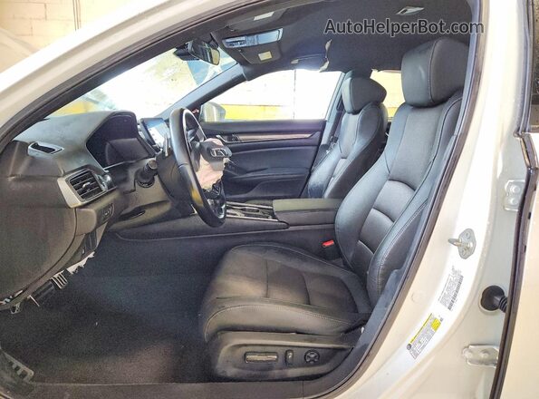 1HGCV1F34LA117358 2020 HONDA ACCORD White Vista interior delantera