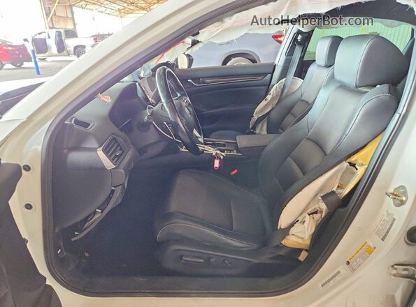 1HGCV1F36LA139104 2020 HONDA ACCORD White Вид салону спереду