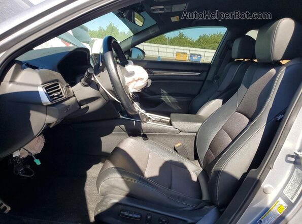 1HGCV1F38LA133689 2020 HONDA ACCORD Серебряный Вид салона спереди