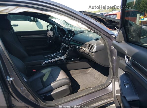 1HGCV1F39KA004195 2019 HONDA ACCORD Gray Vista interior delantera