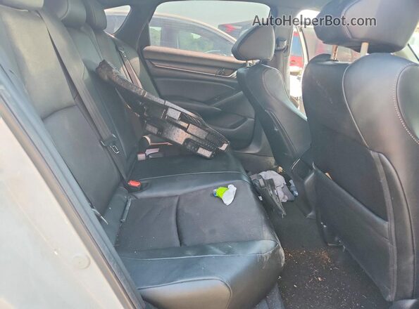 1HGCV1F3XKA050022 2019 HONDA ACCORD White Вид задніх сидінь