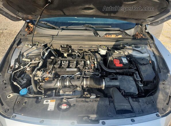 1HGCV1F41JA099455 2018 HONDA ACCORD Silver Vista interior trasera