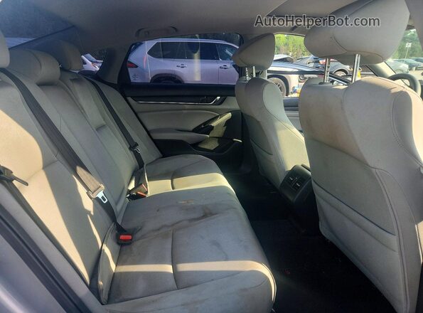 1HGCV1F41JA099455 2018 HONDA ACCORD Silver Vista de los asientos traseros
