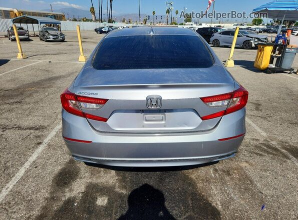 1HGCV1F48JA073936 2018 HONDA ACCORD Silver Vista trasera