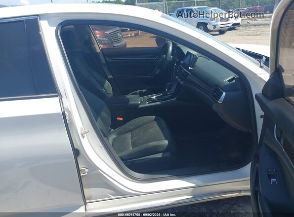 1HGCV1F49JA032800 2018 HONDA ACCORD White წინა სალონის ხედი